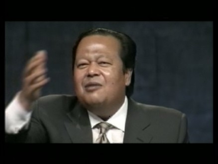 Prem Rawat Inspirational Speaker in Lisbon, Portugal, 2001