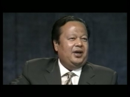 Prem Rawat Inspirational Speaker in Lisbon, Portugal, 2001