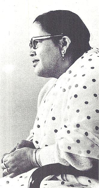 Prem Rawat's Divine Holy Mother Mata Ji &ndash; Divine Light magazine Guru Puja Special 1973