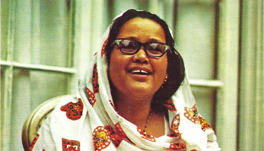 Prem Rawat's Divine Mother Mata Ji Who Later Disowned Him - Divine Light magazine Guru Puja Special 1973