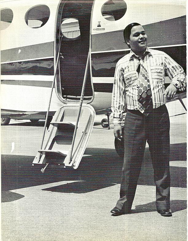 Prem Rawat aka Guru Maharaj Ji - Divine Light magazine Guru Puja Special 1973