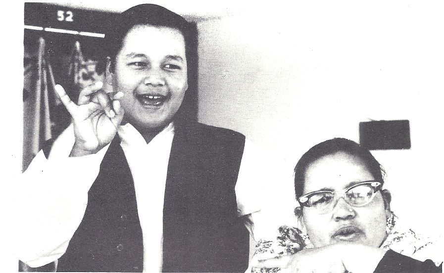 Prem Rawataka Guru Maharaj Ji with his mother