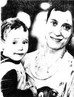 Premies at Holi 1977