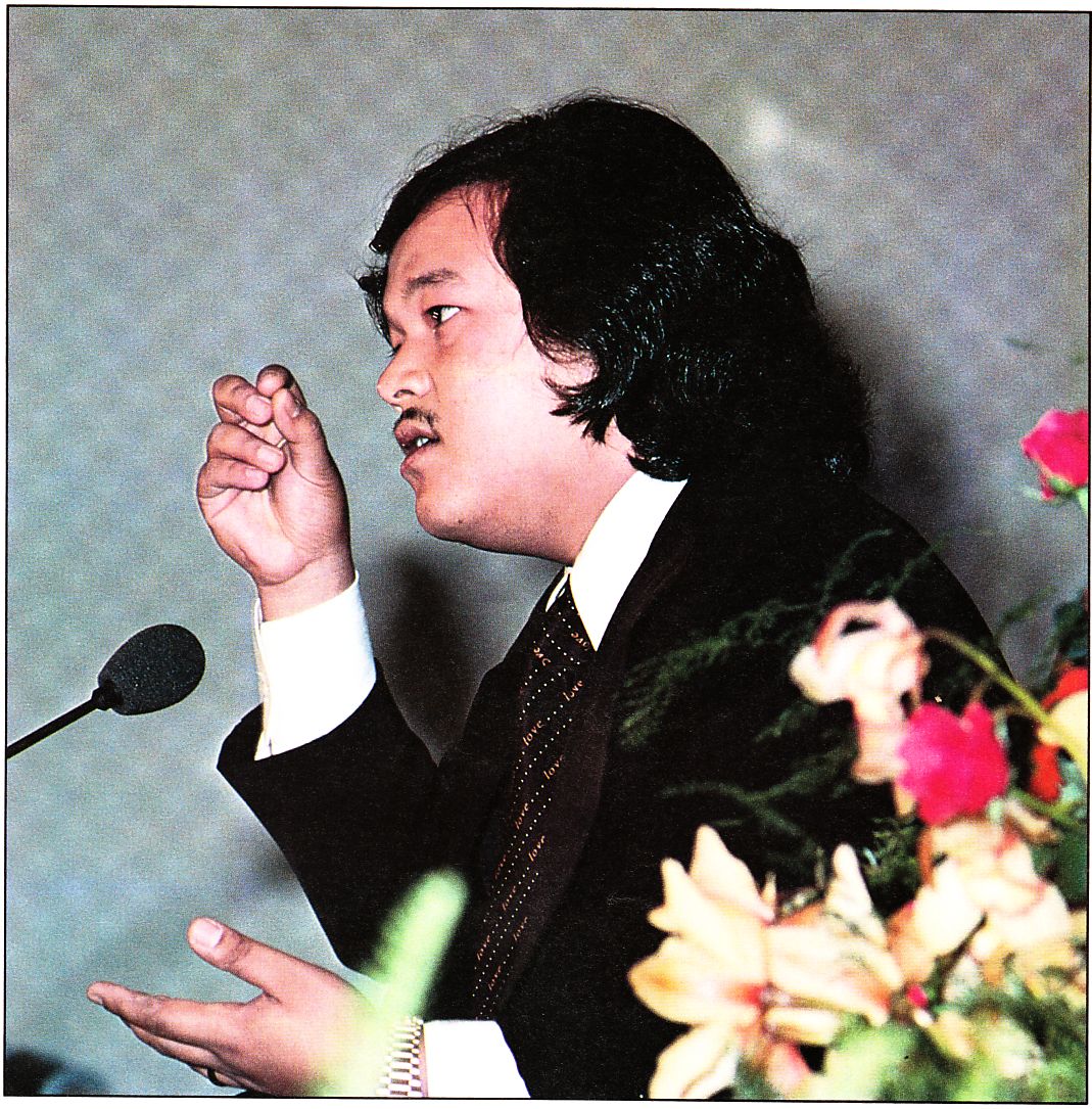 Prem Rawat Inspirational Speaker at Riva del Garda, Italy, May 18, 1976 Prem Rawat Inspirational Speaker at Riva del Garda, Italy, May 18, 1976