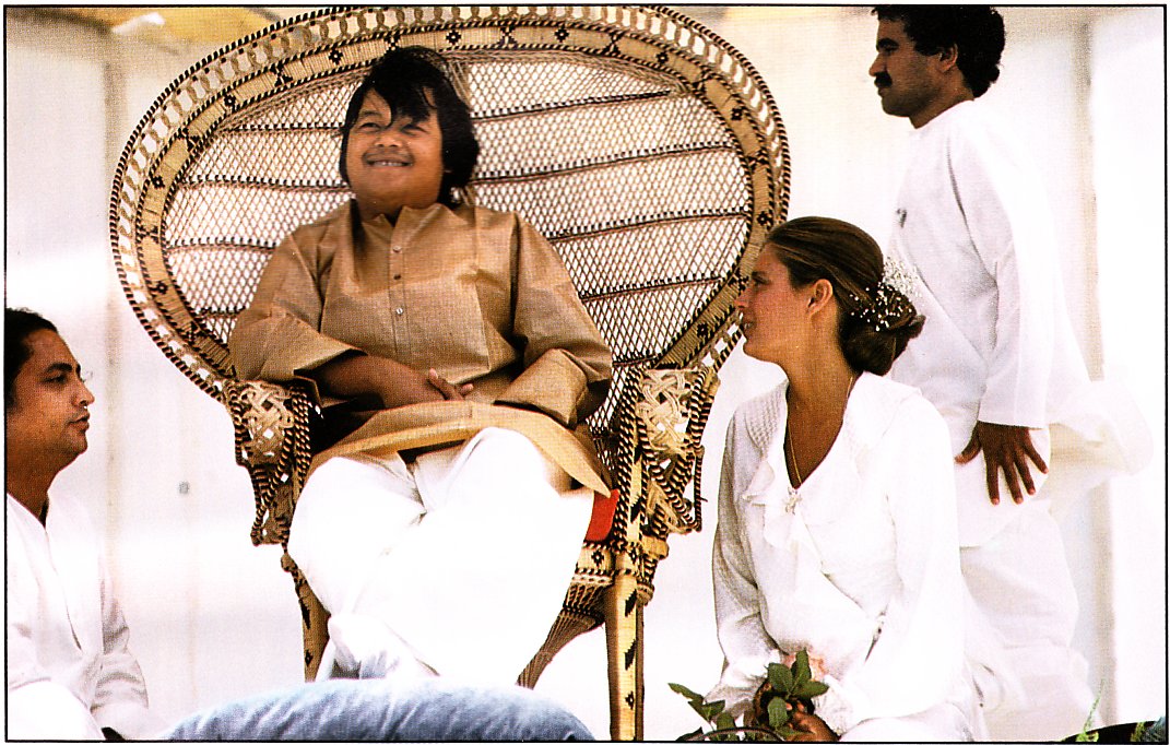 Prem Rawat Inspirational Speaker With Wife Durga Ji and Mahatmas Sampuranand and Mahavir  in Copenhagen, 1974