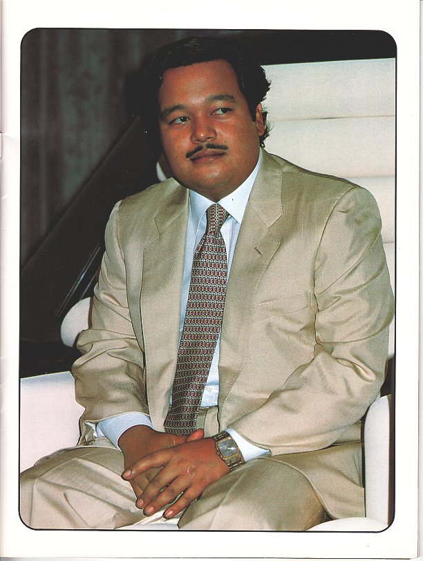 Prem Rawat Inspirational Speaker  Holi Festival Rome 1980