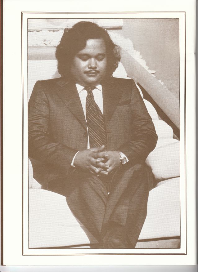 Prem Rawat aka Maharaji at Guru Puja (worship) 1979