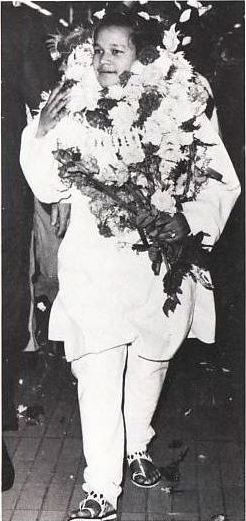 prem_rawat_arrives_in_london_1971