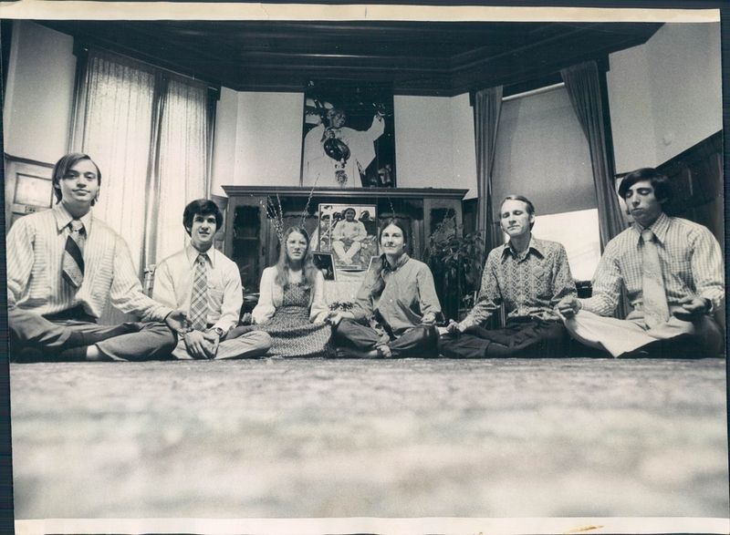 Chicago Ashram Premies