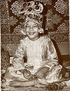 Maharaji aka Prem Rawat aka Maharaji Dressed As Krishna
