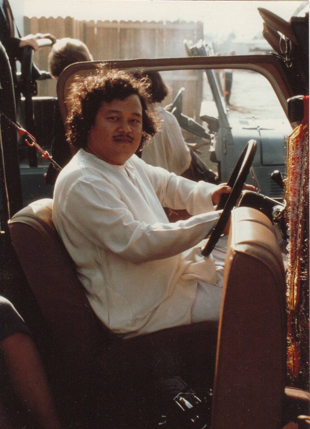 Prem Rawat Inspirational Speaker In Jeep In India Photo