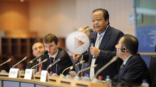 Maharaji addresses European Parliament in Brussels (video clip)