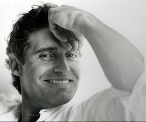 Michael Nouri "student" of Prem Rawat