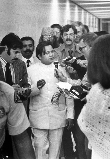 Maharaji's arrival in the West
