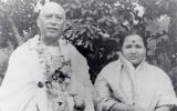 Maharaji's Teachings About His Own Glory