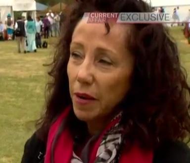 Kaye McKinnon, primo cult premie