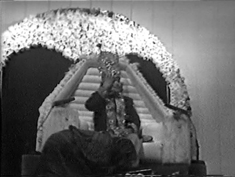 Prem Rawat On Stage As Krishna